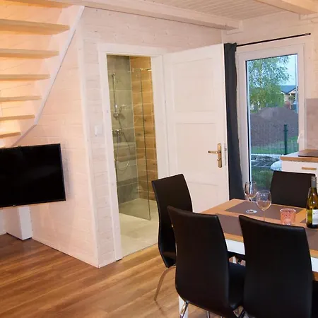 Aurora - Całoroczne Nad Morzem W Dziwnówku *