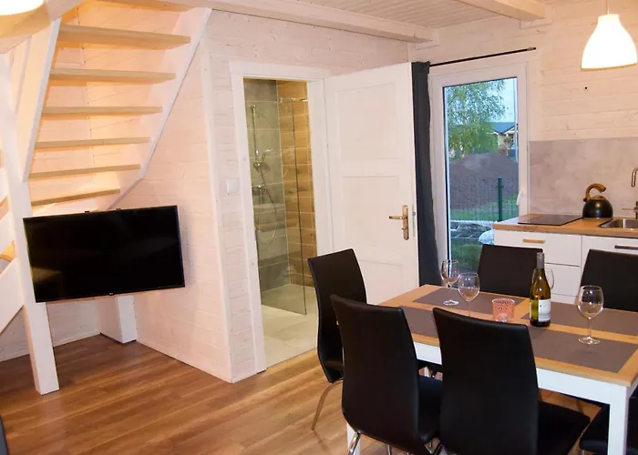 Aurora - Całoroczne Nad Morzem W Dziwnówku *