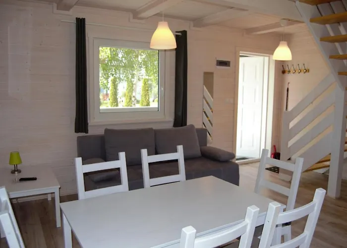 Aurora - Caloroczne Nad Morzem W Dziwnowku Hébergement de vacances *